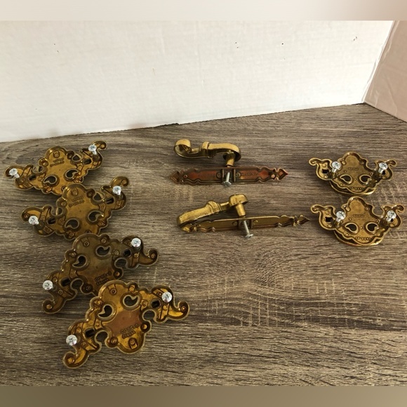 Vtg Brass Chippendale Cabinet Hardware - Picture 9 of 15